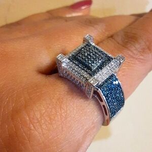 925 Genuine Blue and White Diamonds.